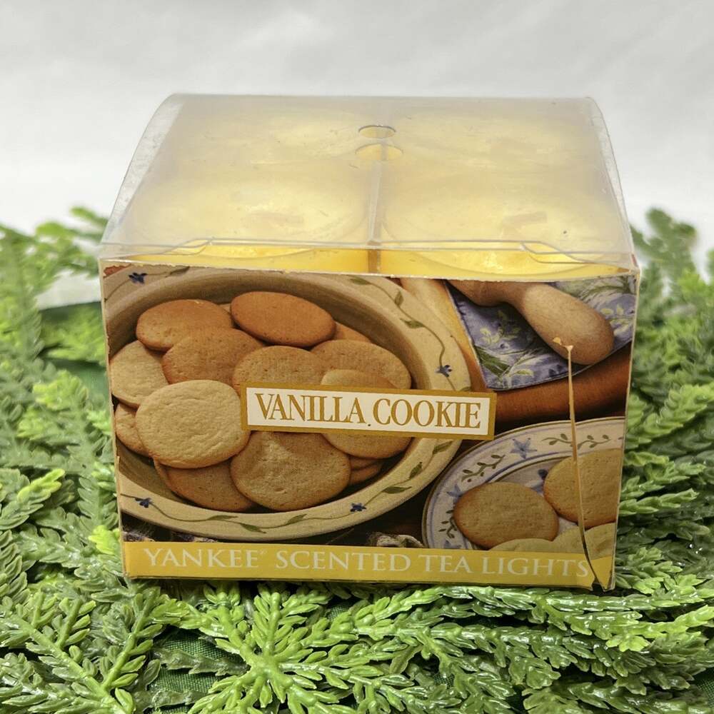Vintage Yankee Candle Tea Light Vanilla Cookie Box of 12 Tealights Candles 2002